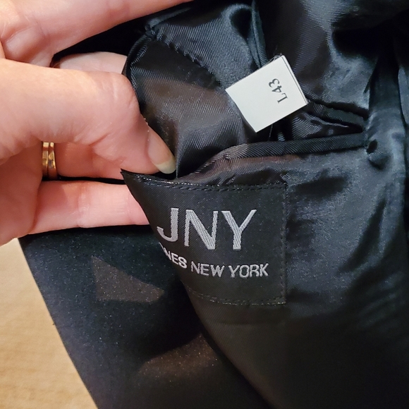 Wool Tux - Picture 12 of 14